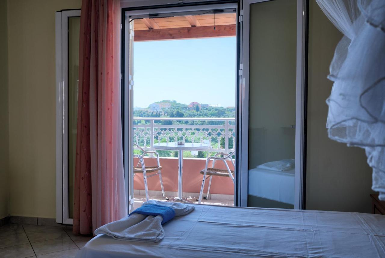 Angelos Apartment'S อาร์ริลลาส ภายนอก รูปภาพ